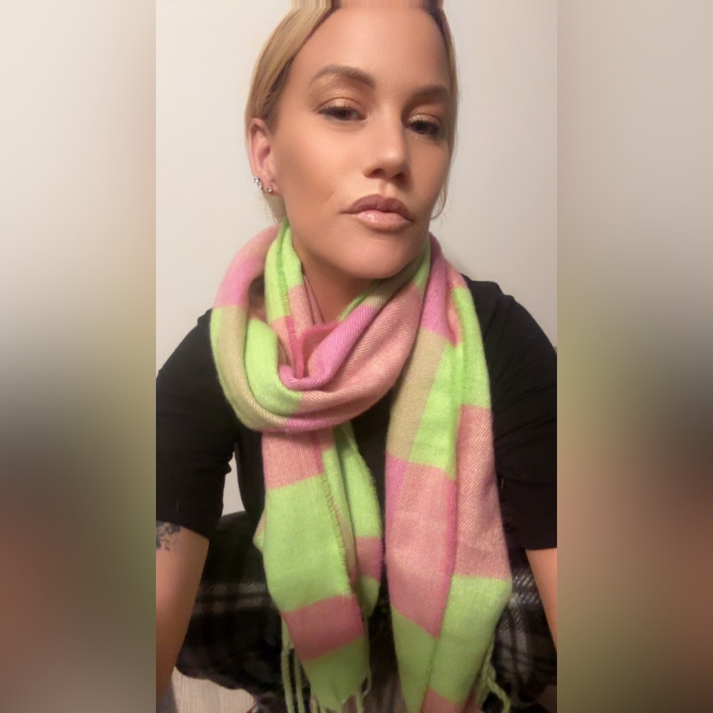 🌸 H&M Plaid Fringe Scarf – Pink, Lime Green & Taupe | SBL ❤️